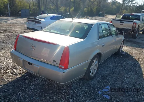 2006 Cadillac Dts Standard z USA, uszkodzony, nr VIN 1G6KD57Y56U229753